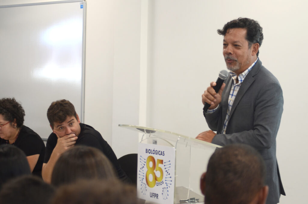 Prof. Dr. Francisco de Assis Mendonça, Pró-Reitor de Pesquisa e Pós-graduação (PRPPG).